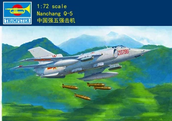 Трубач 01686 1/72 Китайский Комплект для сборки штурмовика PLA Nanchang Q-5